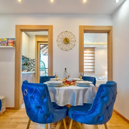 Lux Pino D'oro Onore *