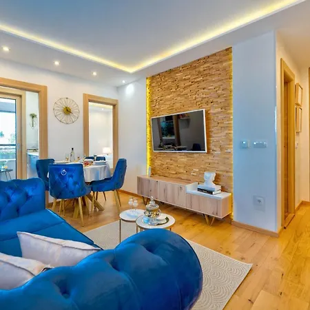 Lux Pino D'oro Onore Διαμέρισμα Ζλάτιμπορ