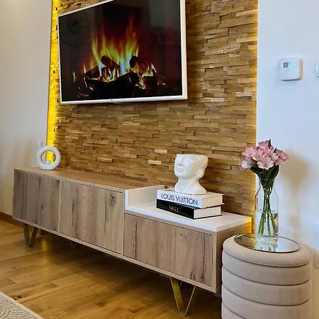 Lux Pino D'oro Onore Διαμέρισμα Ζλάτιμπορ