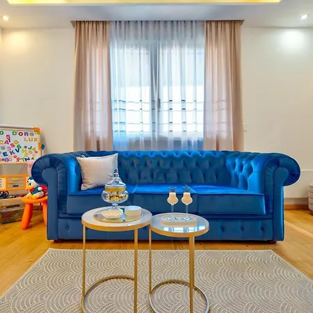 Apartment Lux Pino D'oro Onore *