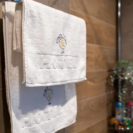 Lux Pino D'oro Onore Ζλάτιμπορ