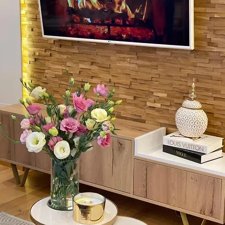 Lux Pino D'oro Onore Διαμέρισμα Ζλάτιμπορ